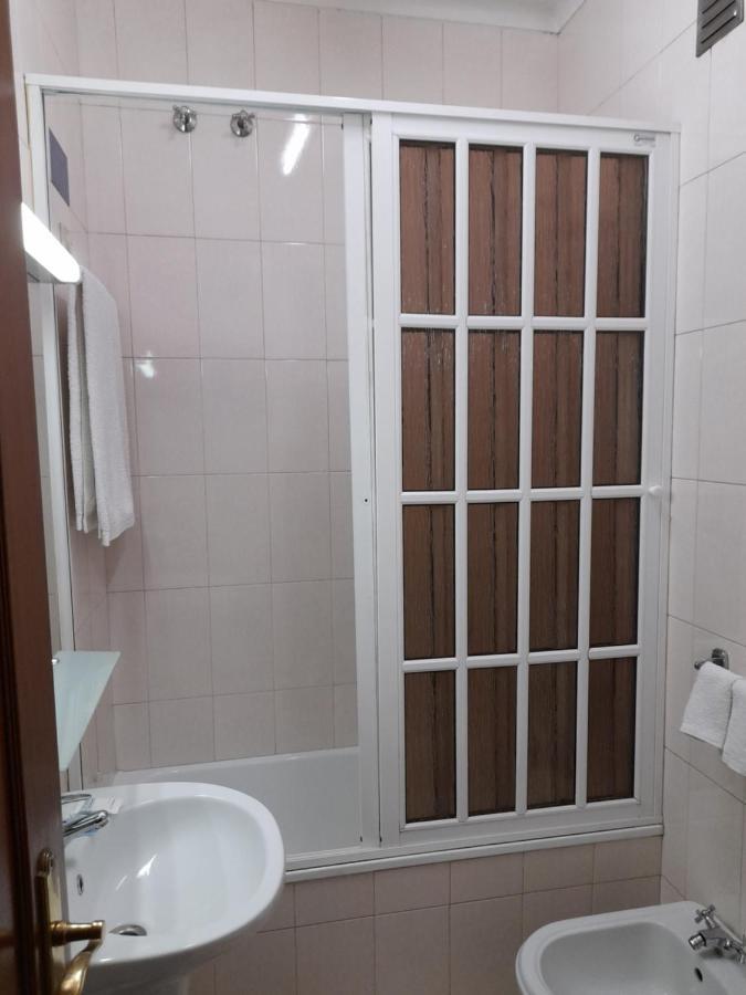 Residencial Das Trinas 2 กิมาไรส์ ภายนอก รูปภาพ