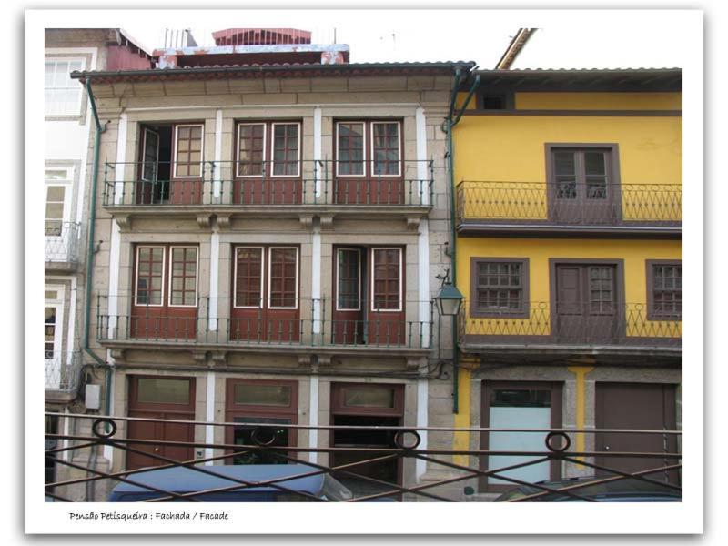 Residencial Das Trinas 2 กิมาไรส์ ภายนอก รูปภาพ